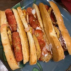 A picture of Hot Dogs.