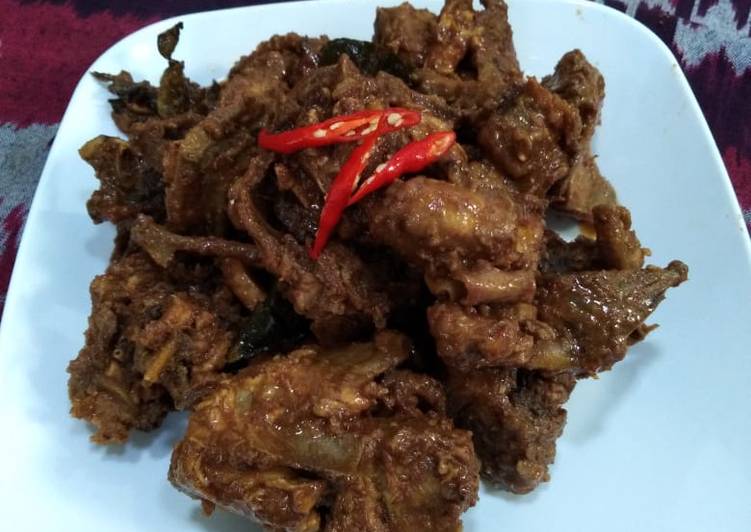 Rica-rica Balungan Ayam