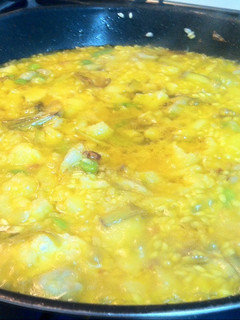 Una foto de Paella de verduras