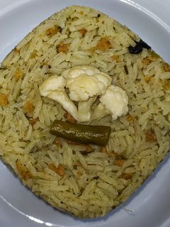 عکسی از دستور سبزی پلو با سویا وگان