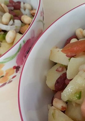 Foto principal de Ensalada de patata y alubias