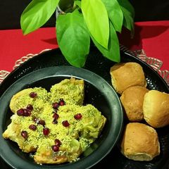 A picture of Sindhi Street Food Butter Papdi Chaat.
