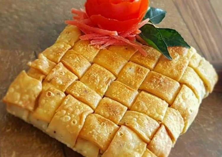 Cheese Chilli Chattai Samosa