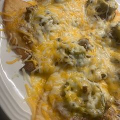 A picture of Nachos Refritos.
