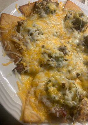 A picture of Nachos Refritos.