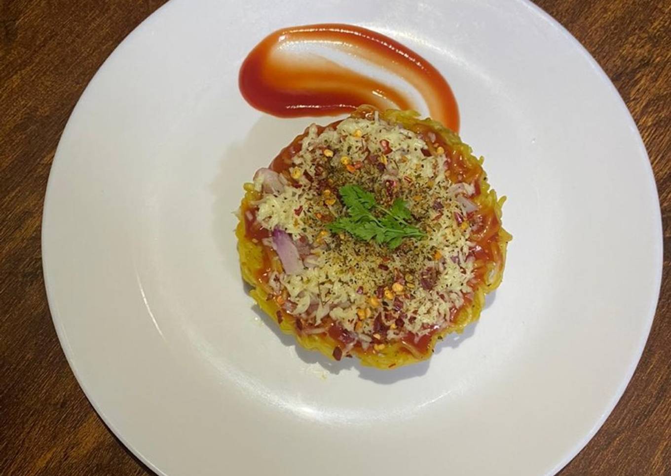 Veg Maggi Pizza