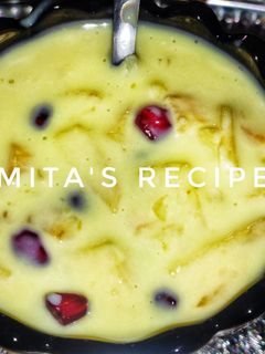 मिक्स फ्रूट कस्टर्ड (Mix fruit custard recipe in marathi) रेसिपी चे मुख्य फोटो 