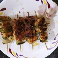 A picture of Methi chicken tikka kabab.
