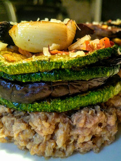 Una foto de MONTADITOS Vegetales sobre Atún con Limón...!