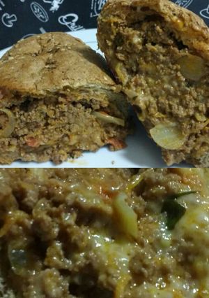 Foto de Buracão Quente (pão multigrãos com carne moída e queijo)
