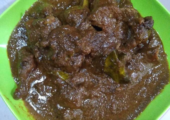 Rendang daging sapi ala Mega