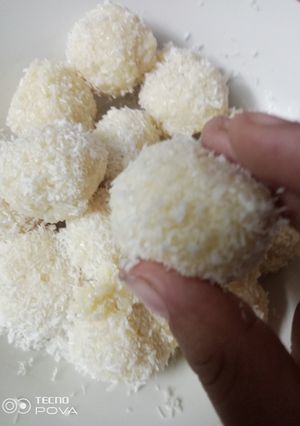 صورة لوصفة كرات جوز هند🥥