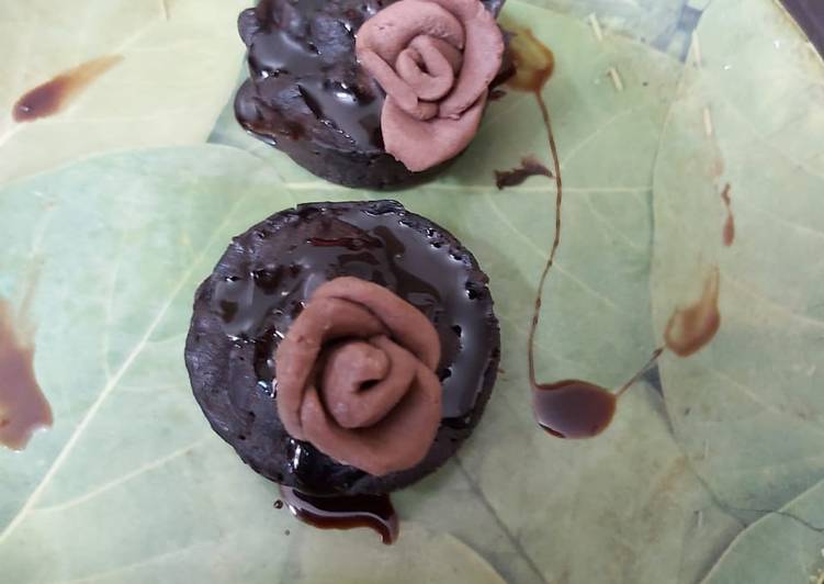 Recipe of Homemade Oreo mini cupcakes