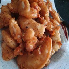 Beer batter chicken strips 🤤👌 A picture of Beer batter chicken strips 🤤👌.