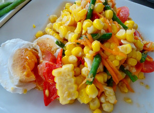 รูปของ ตำข้าวโพดหวานไข่เค็ม
