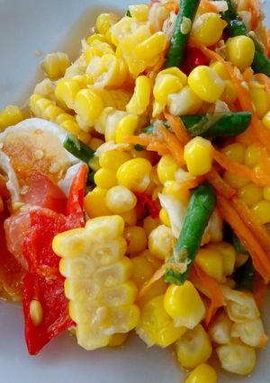 รูปของ ตำข้าวโพดหวานไข่เค็ม