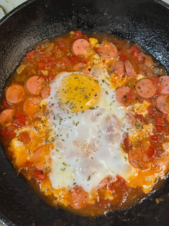 Una foto de “Shakshuka” o Huevos Rancheros 🍳