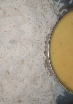 बेसन की कढ़ी(besan ki kadhi recipe in hindi) रेसिपी मुख्य फोटो