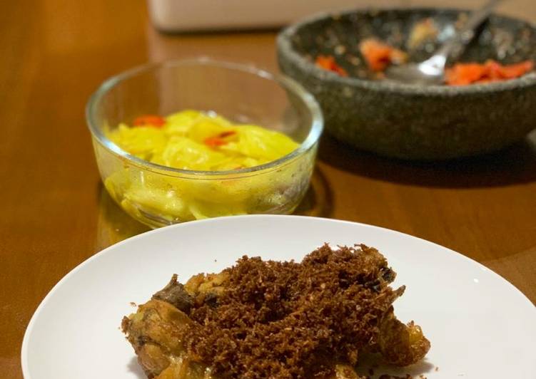 Ayam Goreng Lengkuas