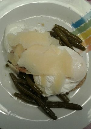 A picture of Poached Egg.