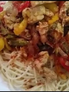 صورة لوصفة اسهل طبق للغدا 😍 مكرونه بالفراخ