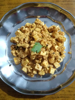 ஈசி தேன் பனீர் (Easy Honey Paneer recipe in Tamil) செய்முறை முக்கிய புகைப்படம்