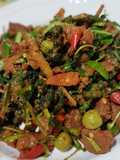 ผัดเผ็ดเนื้อ ใบยี่หร่า