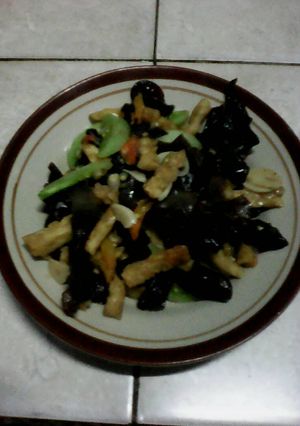 Foto resep Tumis jamur kuping tomat ijo
