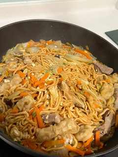 肉絲干貝炒鍋燒意麵 的食譜成品照片
