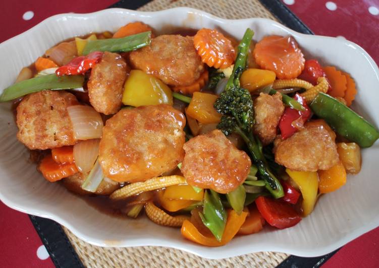 Steps to Prepare Ultimate Sweet and sour vegetables with crispy fish ball #chinesecooking