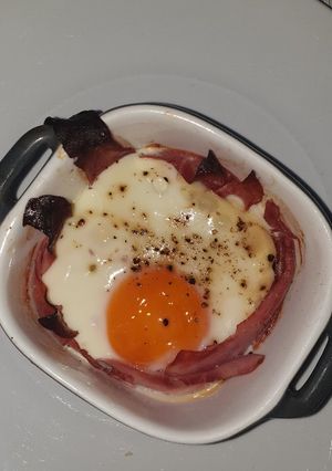Spiegelei im Speckbett Rezepthauptbild