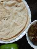 Chilli chicken with plan roti