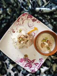 पनीर मटका कुल्फी (Paneer matka kulfi recipe in Hindi) रेसिपी मुख्य फोटो