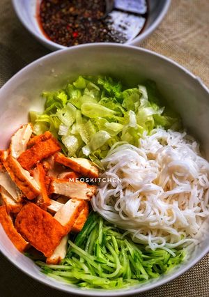 Hình của món Bún Nước Tương Dã Chiến (Chay).