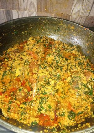 A picture of Egusi soup.