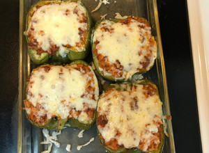 A picture of Candys stuffed bell peppers 🫑.