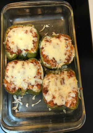 A picture of Candys stuffed bell peppers 🫑.