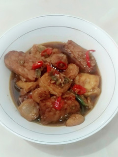 Foto resep Semur Tempe Tahu Bakso