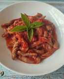 Fusilli freschi integrali al ferretto con pomodoro e basilico