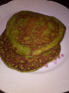 Una foto de Tortitas de calabaza y acelgas