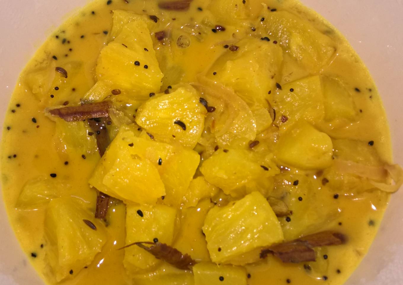 Pineapple & coconut cream curry