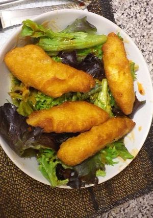 A picture of Air fried fish with sweet chilli leafs.