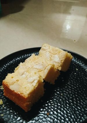 A picture of Orange Almond Semolina Cake.