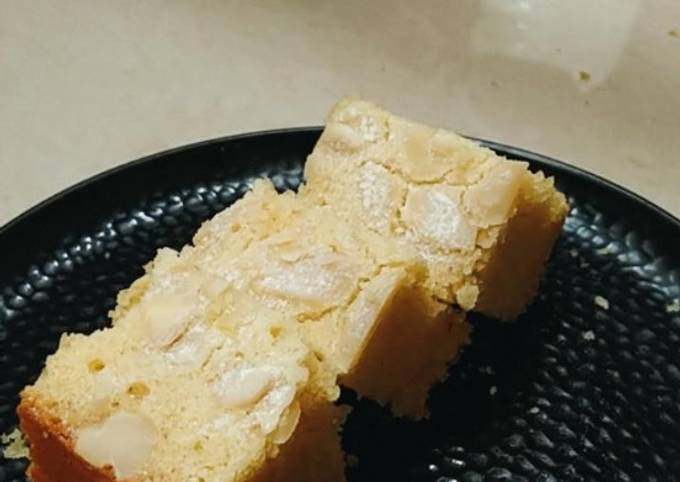 Orange Almond Semolina Cake