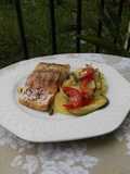 Perca al horno con verduras