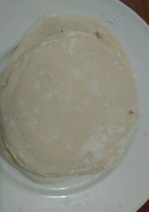 Hình của món Cách làm vỏ sủi cảo (bột mỳ+ nước).