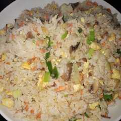 รูปของ Salmon Chahan (Nasi Goreng Salmon)