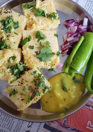 ढोकला (dhokla recipe in Hindi) रेसिपी मुख्य फोटो