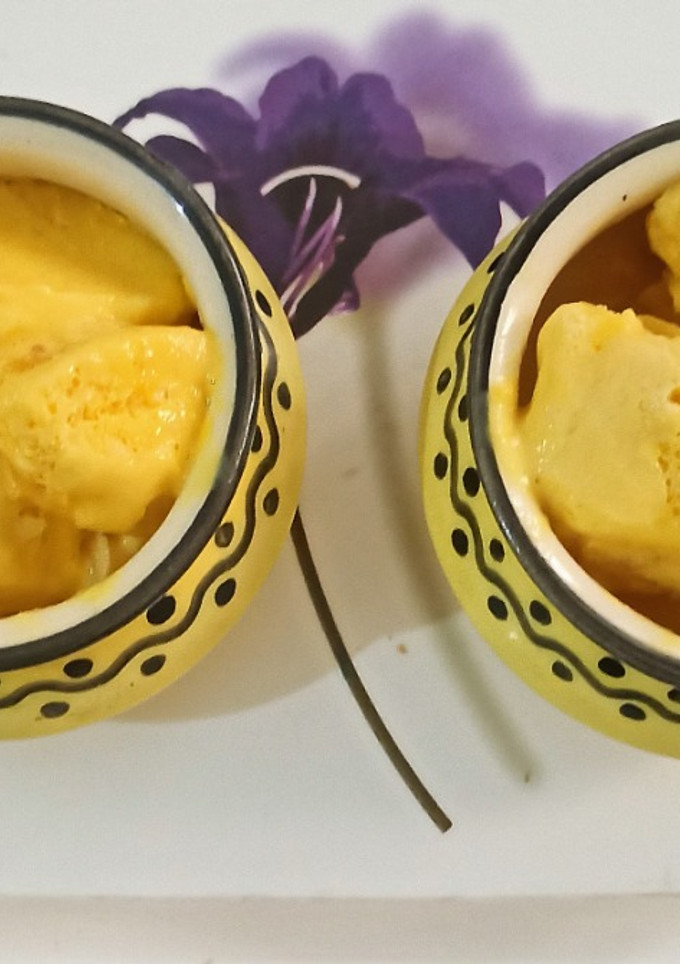 आम की कुल्फी (aam ki kulfi recipe in Hindi) रेसिपी मुख्य फोटो