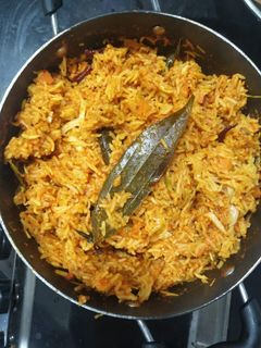 વેજ બિરયાની(Veg Biryani Recipe in Gujarati) રેસીપી મુખ્ય ફોટો